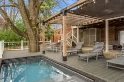 3141 Lamar Dr