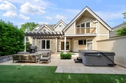 720 W Short St