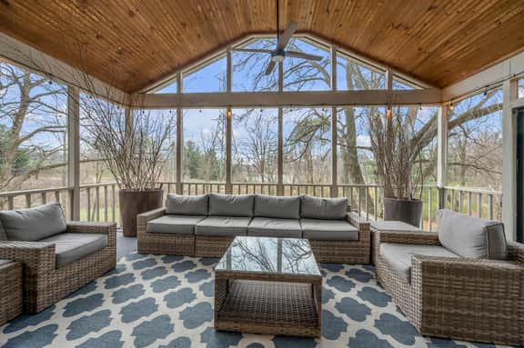 3141 Lamar Dr